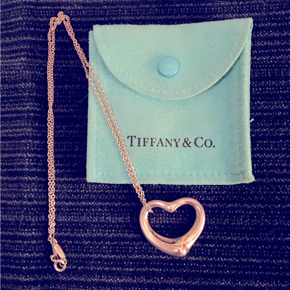 Tiffany & Co. Elsa Peretti Open Heart Necklace 22mm ,925 with Mint Pouch